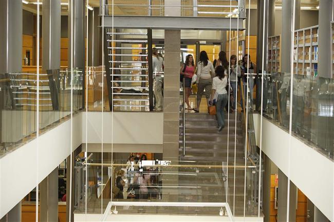 Acceso y préstamo en la Biblioteca