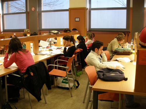 Motivos para venir a la Biblioteca-CRAI de la UCH