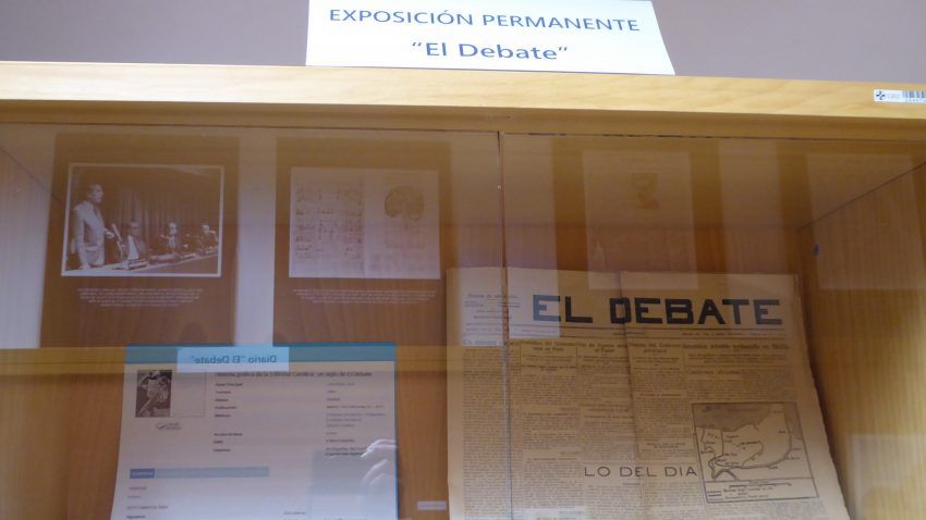 Exposición fotográfica permanente "El Debate"