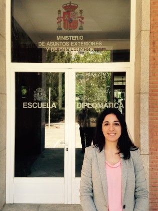 Patricia Roldán, ex-student of Political Sciences, in the Diplomatic School