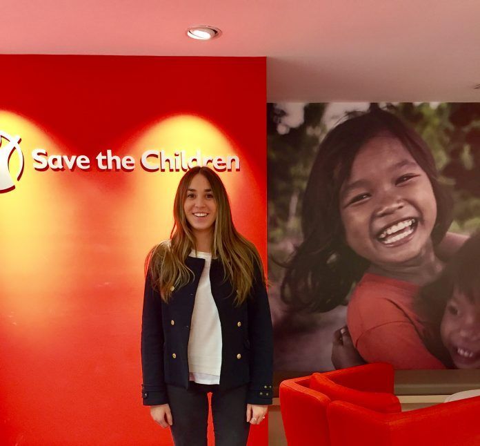 Rocío Alamar durante sus prácticas en la Fundación Save the Children, Madrid.