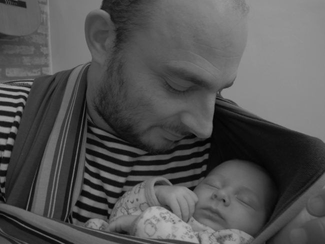 Yoann Cazorla con su bebé, el precioso Maceo