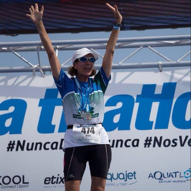 Ana Garés vuelve a ganar el Triatlón Valencia en su modalidad