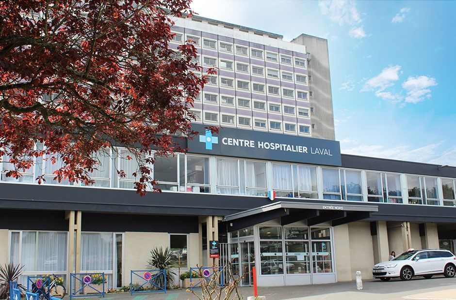 Front view of the Hôpital de Laval
