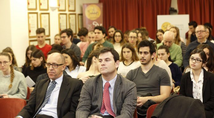 Los estudiantes de tercero de Medicine comparten jornada con eminentes cardiólogos