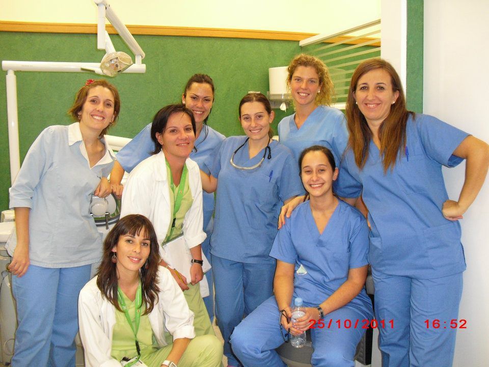 Arlinda Luzzi, VIce Dean of Dentistry (first on the right) help students of dentistry in academic aspects