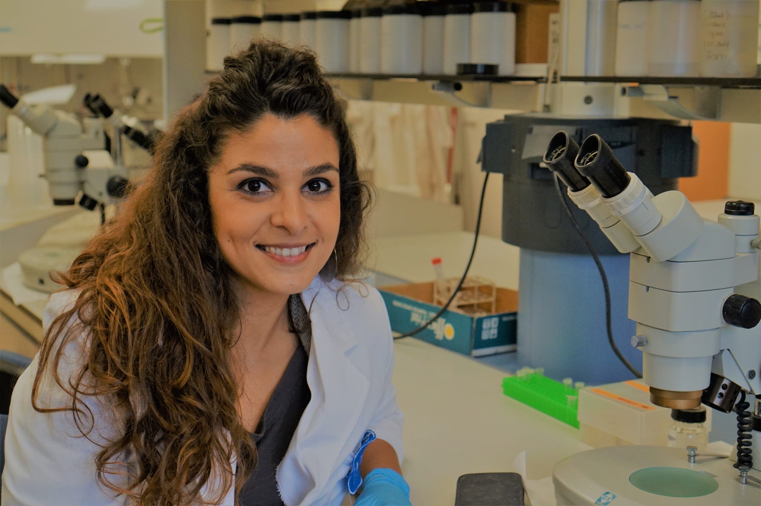 Ana Ahuir Baraja, Profesora de Veterinaria en la CEU UCH
